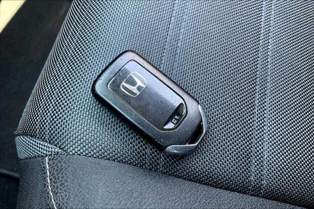 Photo of 2017 Black Honda CR-V