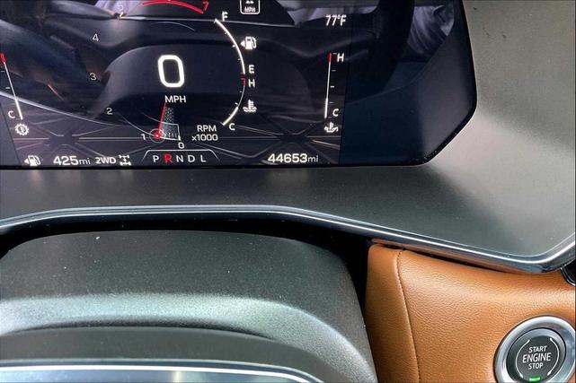 Photo of 2023 Summit White GMC Canyon