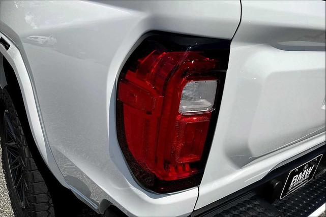 Photo of 2023 Summit White GMC Canyon