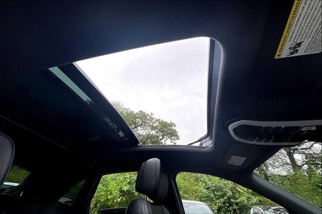 Photo of 2023 Silver Porsche Macan