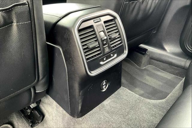 Photo of 2023 Silver Porsche Macan