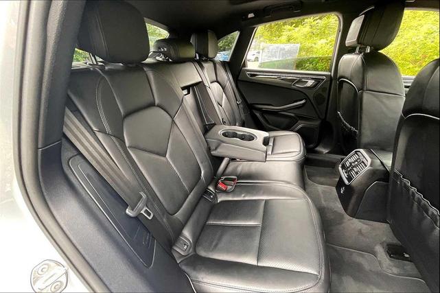 Photo of 2023 Silver Porsche Macan