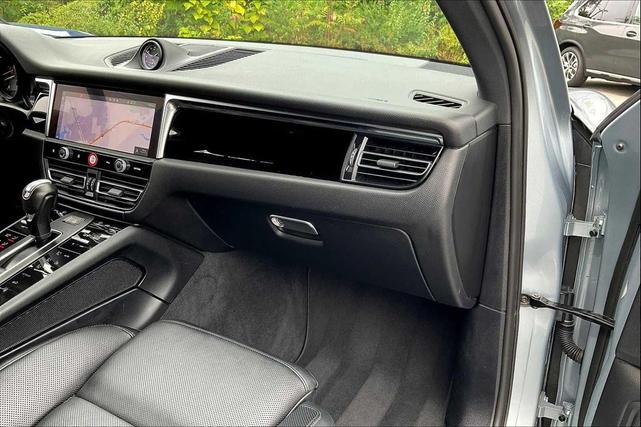 Photo of 2023 Silver Porsche Macan