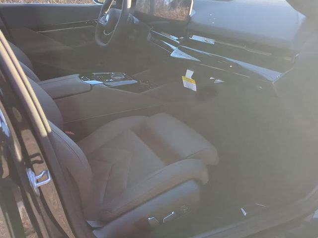 Photo of 2025  BMW 530