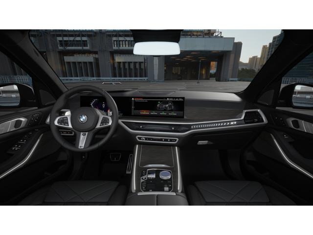 Photo of 2026 Gray BMW X7