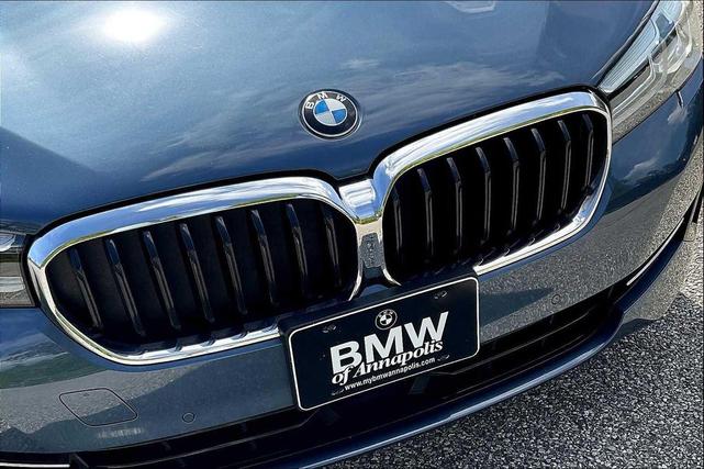 Photo of 2023 Arctic Race Blue Metallic BMW 530
