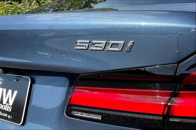 Photo of 2023 Arctic Race Blue Metallic BMW 530