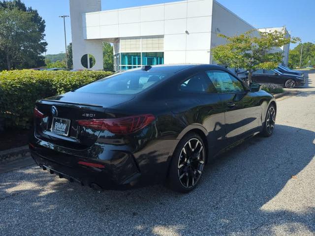 Photo of 2025 Black BMW 430