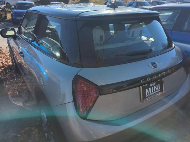 Photo of 2025 Melting Silver III Metallic MINI Hardtop