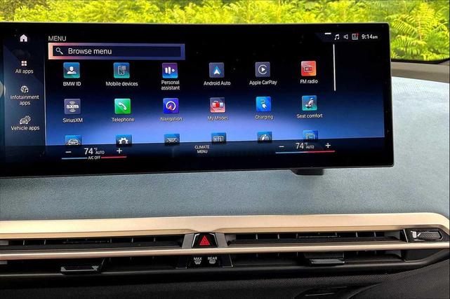 Photo of 2023 Mineral White Metallic BMW iX