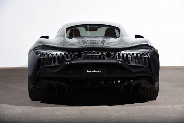 Photo of 2025 Plateaux McLaren Artura