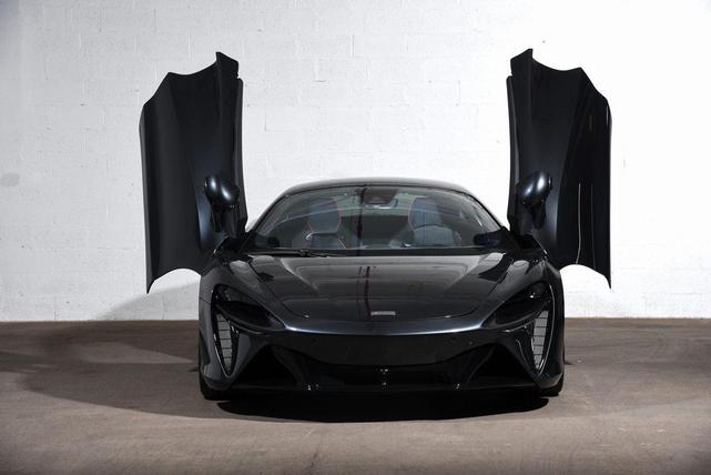 Photo of 2025 Plateaux McLaren Artura