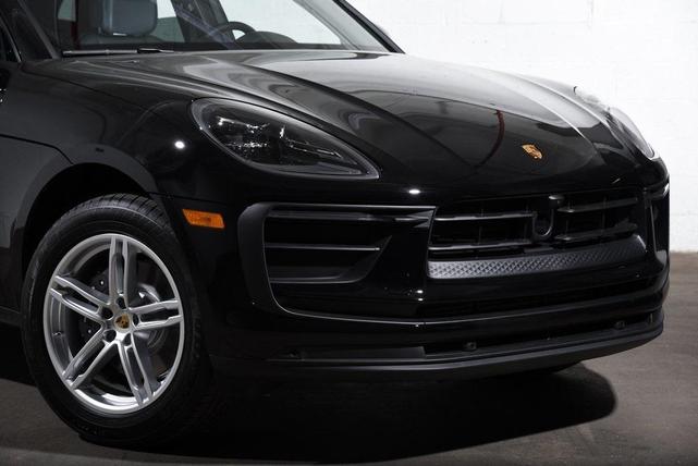 Photo of 2025 Black Porsche Macan