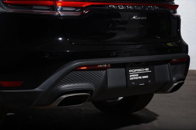 Photo of 2025 Black Porsche Macan