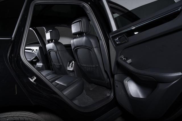 Photo of 2025 Black Porsche Macan