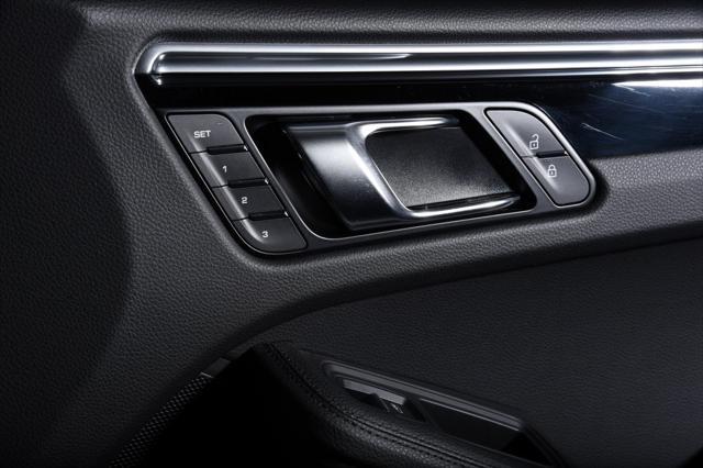 Photo of 2025 Black Porsche Macan