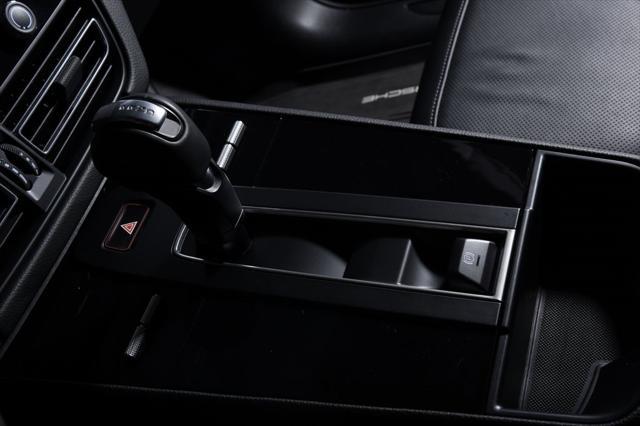 Photo of 2025 Black Porsche Macan