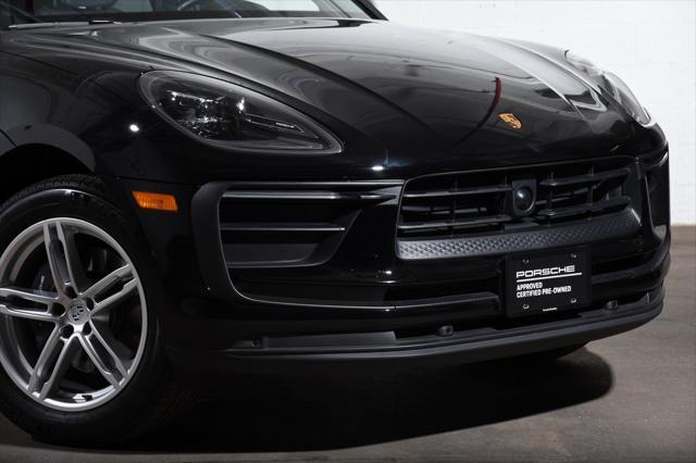 Photo of 2025 Black Porsche Macan