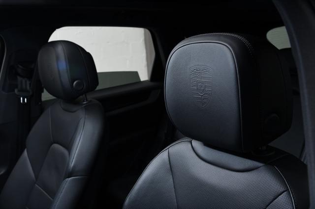 Photo of 2024 Black Porsche Cayenne