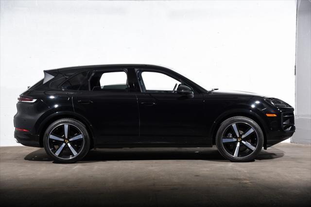 Photo of 2024 Black Porsche Cayenne