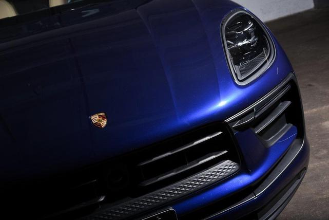 Photo of 2024 Gentian Blue Metallic Porsche Macan
