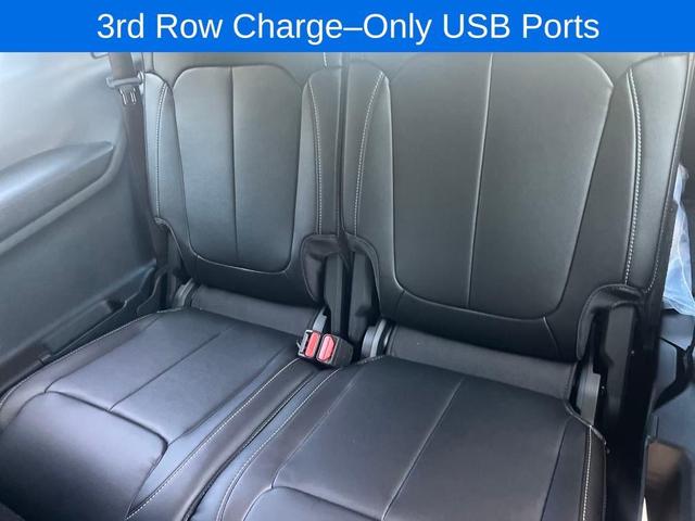 Photo of 2025 Bright White Clearcoat Jeep Grand Cherokee L
