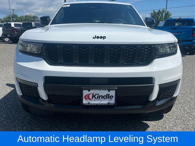 Photo of 2025 Bright White Clearcoat Jeep Grand Cherokee L