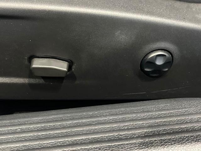 Photo of 2021 Pitch Black Clearcoat Dodge Challenger