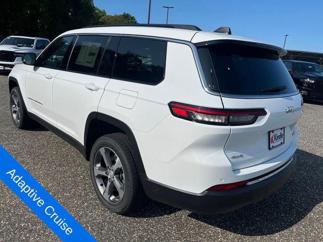 Photo of 2025 Bright White Clearcoat Jeep Grand Cherokee L