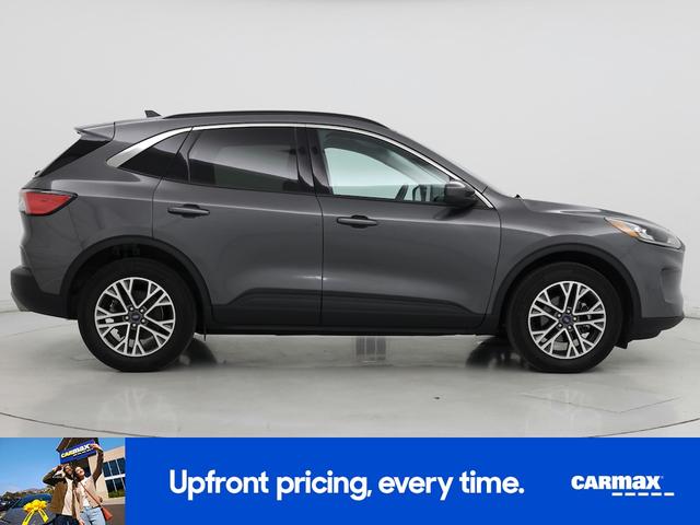 Photo of 2021 Gray Ford Escape