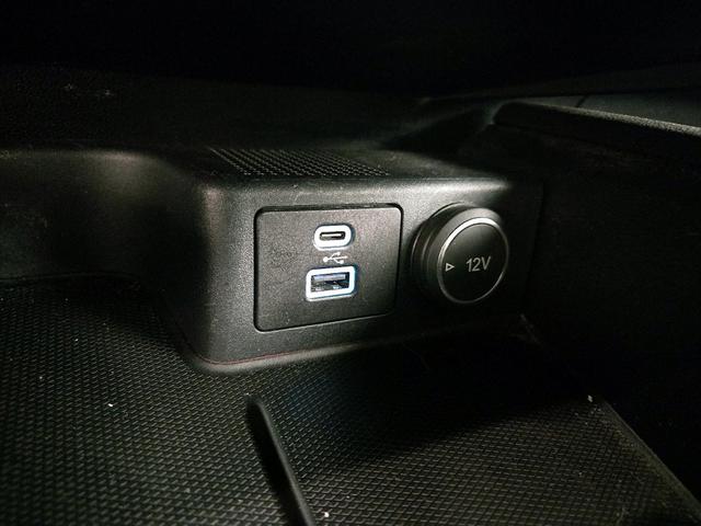 Photo of 2021 Gray Ford Escape