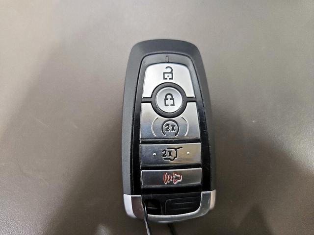 Photo of 2021 Gray Ford Escape
