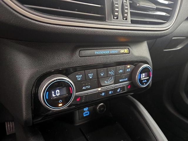 Photo of 2021 Gray Ford Escape