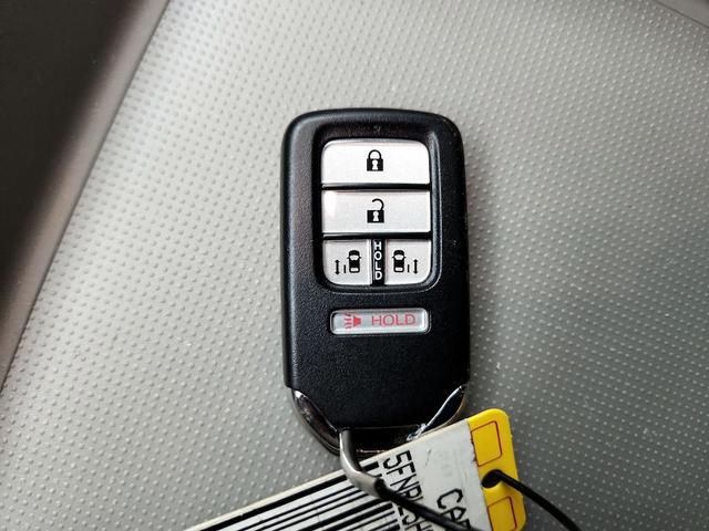Photo of 2016 Gray Honda Odyssey