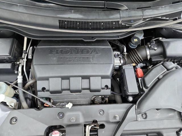 Photo of 2016 Gray Honda Odyssey