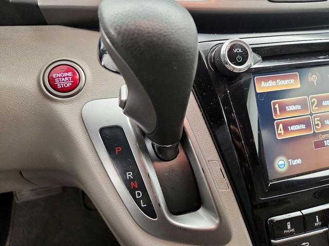 Photo of 2016 Gray Honda Odyssey