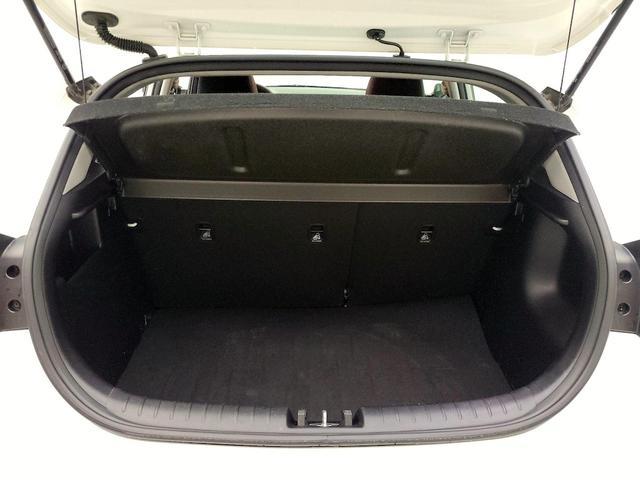 Photo of 2018 White Kia Rio