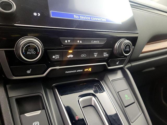 Photo of 2019 White Honda CR-V