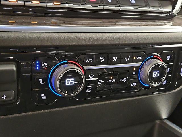 Photo of 2022 Gray Chevrolet Silverado 1500