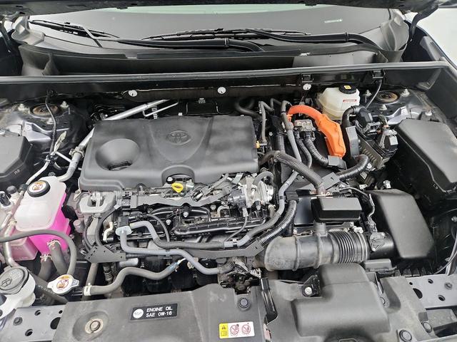 Photo of 2022 Gray Toyota RAV4 Hybrid