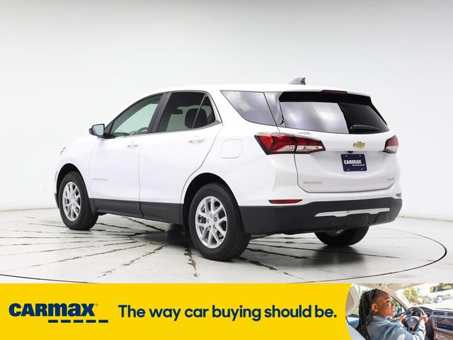 Photo of 2023 White Chevrolet Equinox