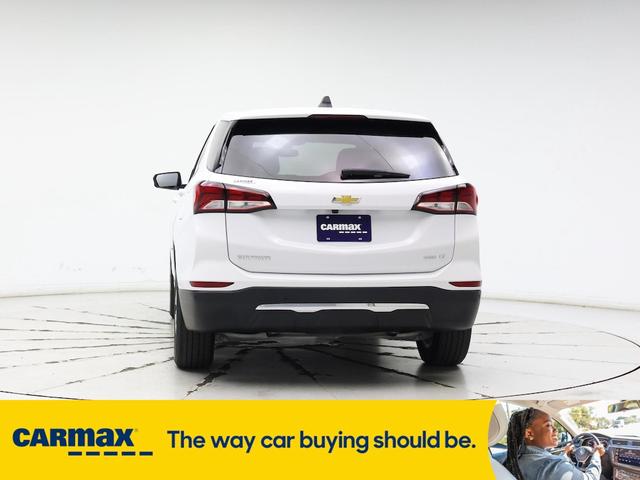 Photo of 2023 White Chevrolet Equinox