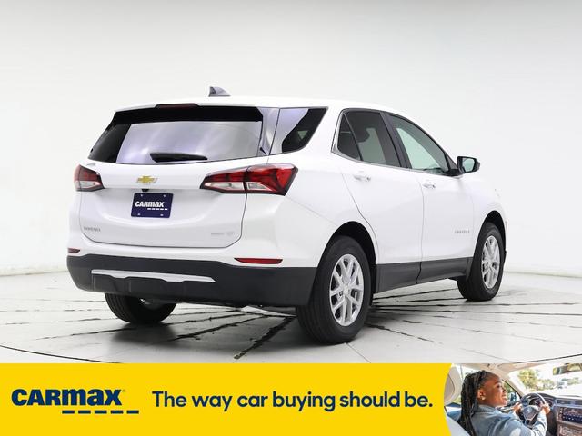 Photo of 2023 White Chevrolet Equinox