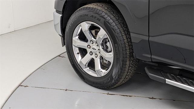 Photo of 2023 Agate Black Metallic Ford F-150