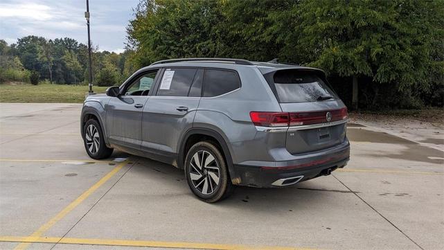 Photo of 2025 Platinum Gray Metallic Volkswagen Atlas
