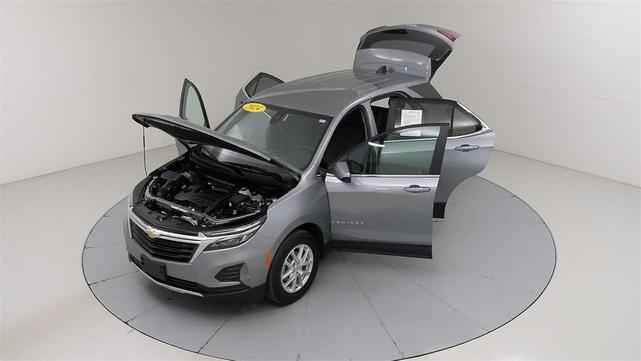 Photo of 2024 Sterling Gray Metallic Chevrolet Equinox