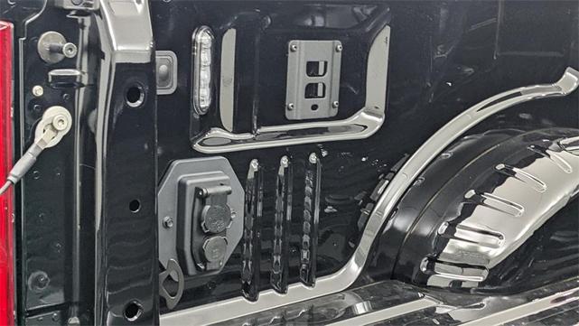 Photo of 2025 Agate Black Metallic Ford F-250