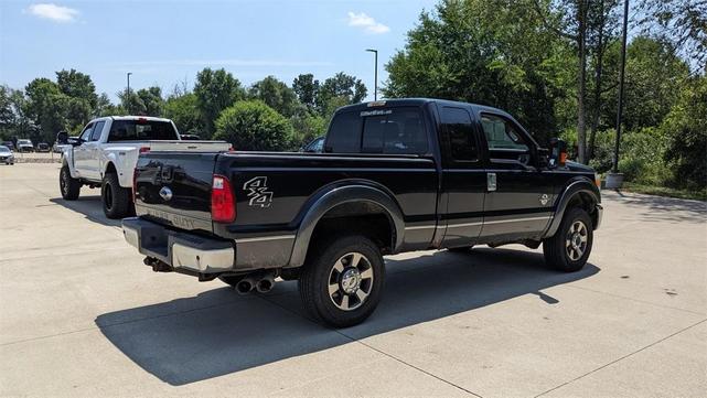 Photo of 2015 Tuxedo Black Metallic Ford F-250