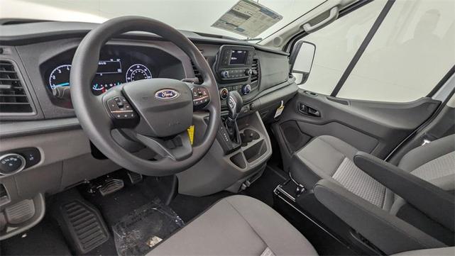 Photo of 2025 Oxford White Ford Transit-250