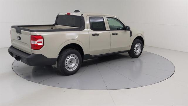 Photo of 2025 Desert Sand Ford Maverick